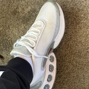 Nike Women's White and Silver Sneakers